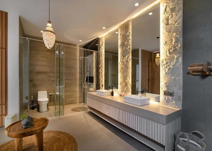 Mirage 3-br Private Pool In Nyang Nyang *