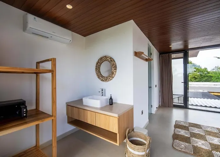 别墅 Mirage 3-br Private Pool In Nyang Nyang 乌鲁瓦图