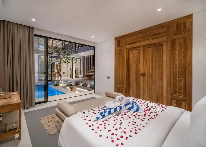 Mirage 3-br Private Pool In Nyang Nyang