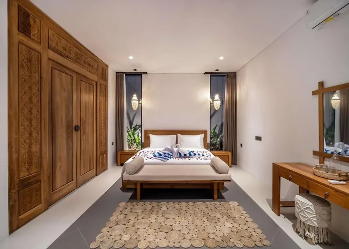 Mirage 3-br Private Pool In Nyang Nyang 别墅 乌鲁瓦图