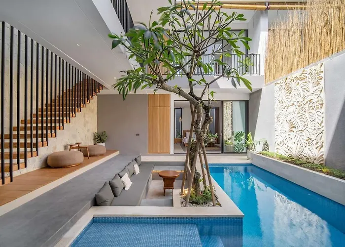 Mirage 3-br Private Pool In Nyang Nyang