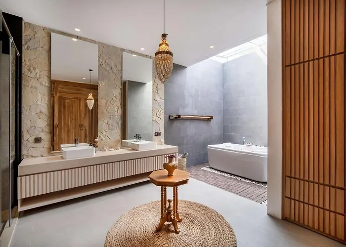 Mirage 3-br Private Pool In Nyang Nyang * 乌鲁瓦图