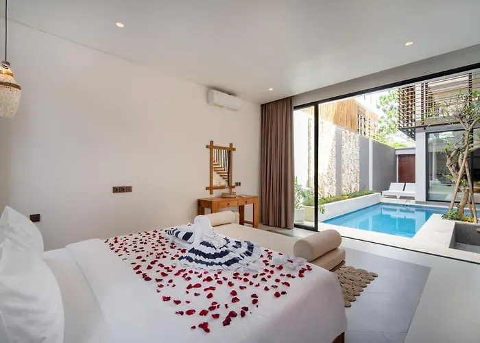 Mirage 3-br Private Pool In Nyang Nyang *